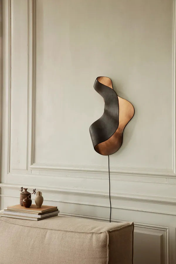 Oyster Wall Lamp fra Ferm Living