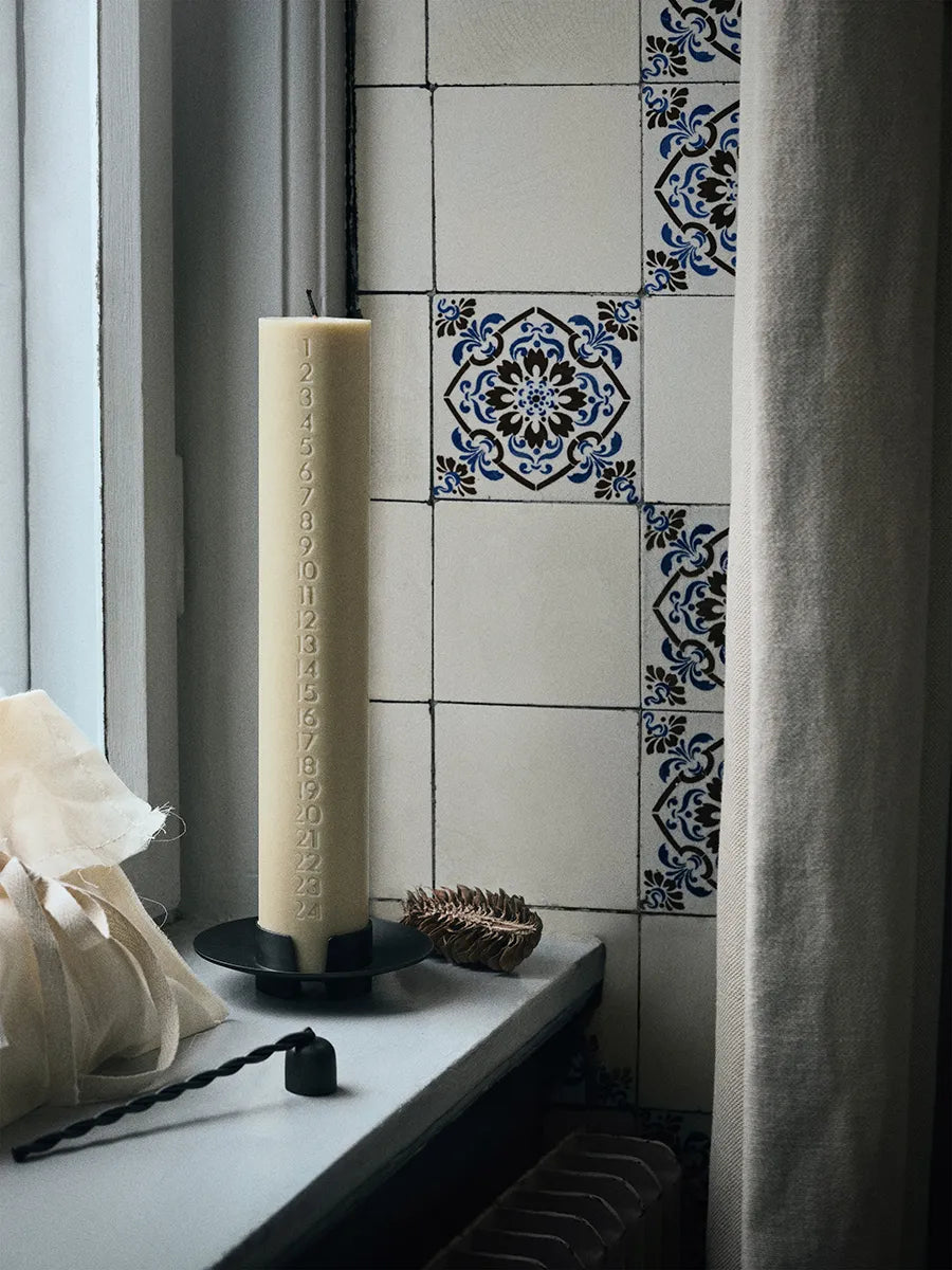 Block Candle Holder, sort messing fra Ferm Living - 3 - Jacobsen Plus