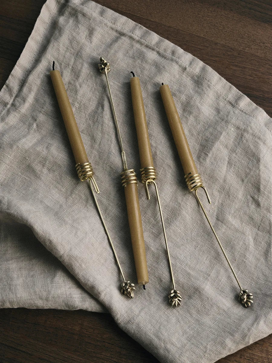 Forest Christmas Tree Candle Holders, sæt á 4 stk., brass fra Ferm Living