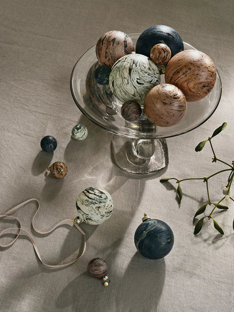 Marble Baubles, M, sæt á 4 stk. fra Ferm Living - 2 - Jacobsen Plus