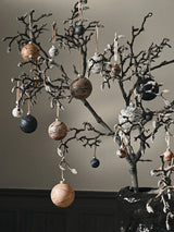 Marble Baubles, M, sæt á 4 stk. fra Ferm Living - 3 - Jacobsen Plus