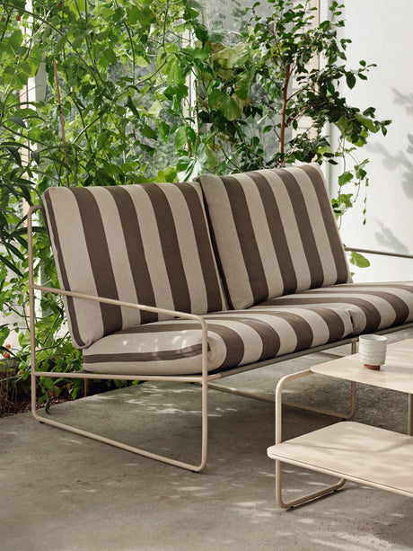 Desert 2-Seater fra Ferm Living - Cashmere - Pure Bouclé - Chestnut - Jacobsen Plus