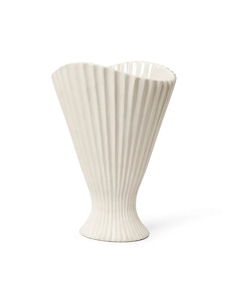 Fountain Vase fra Ferm Living - 1 - Jacobsen Plus