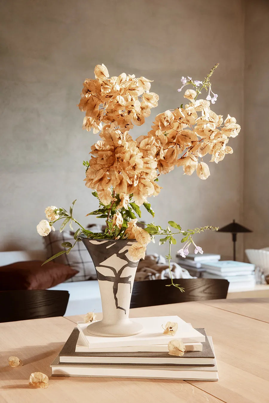 Flores vase fra Ferm Living