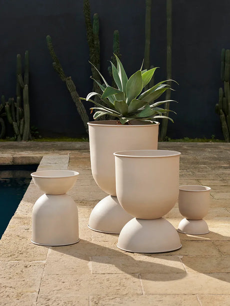 Hourglass Pot, cashmere fra Ferm Living - 2 - Jacobsen Plus