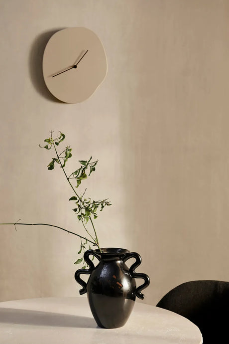 Melt Wall Clock fra Ferm Living - Cashmere - Jacobsen Plus
