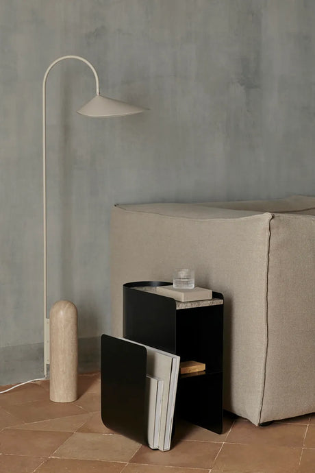 Vault Side Table fra Ferm Living - Black - Jacobsen Plus
