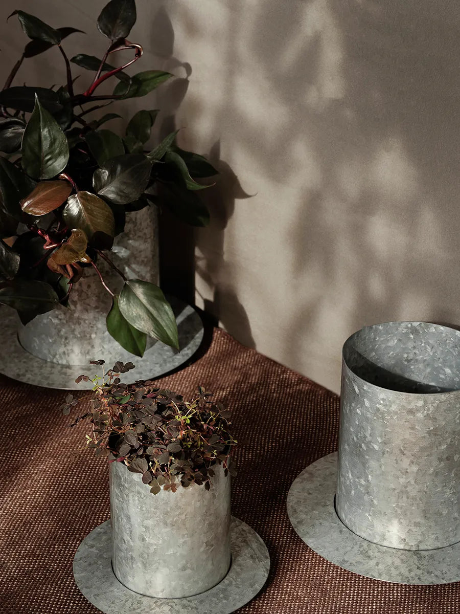 Auran Pot, galvanized fra Ferm Living