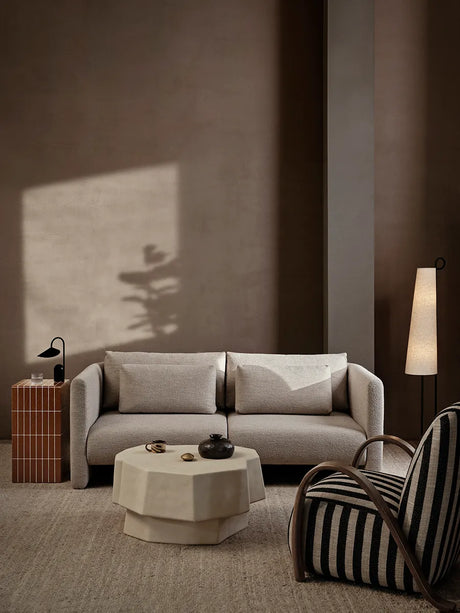 Dase 2-Seater Sofa fra Ferm Living - Rich Velvet 36 - Jacobsen Plus