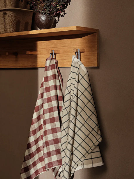 Hale Tea Towel fra Ferm Living - Golden Brown-Silver Fern - Jacobsen Plus