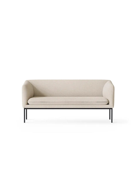 Turn Sofa 2 Bouclé, off-white fra Ferm Living - Sort stel - Jacobsen Plus