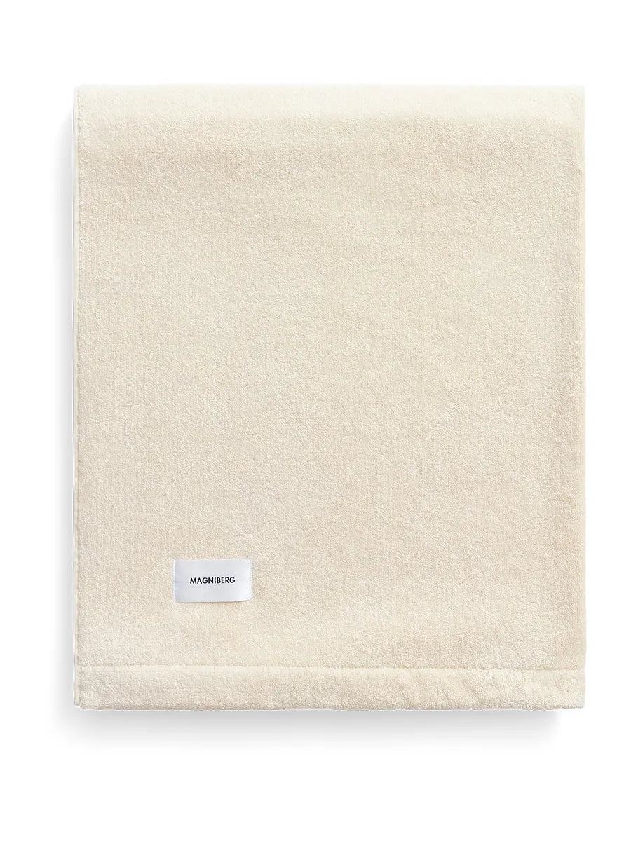 Gelato Towel, cocount white fra Magniberg