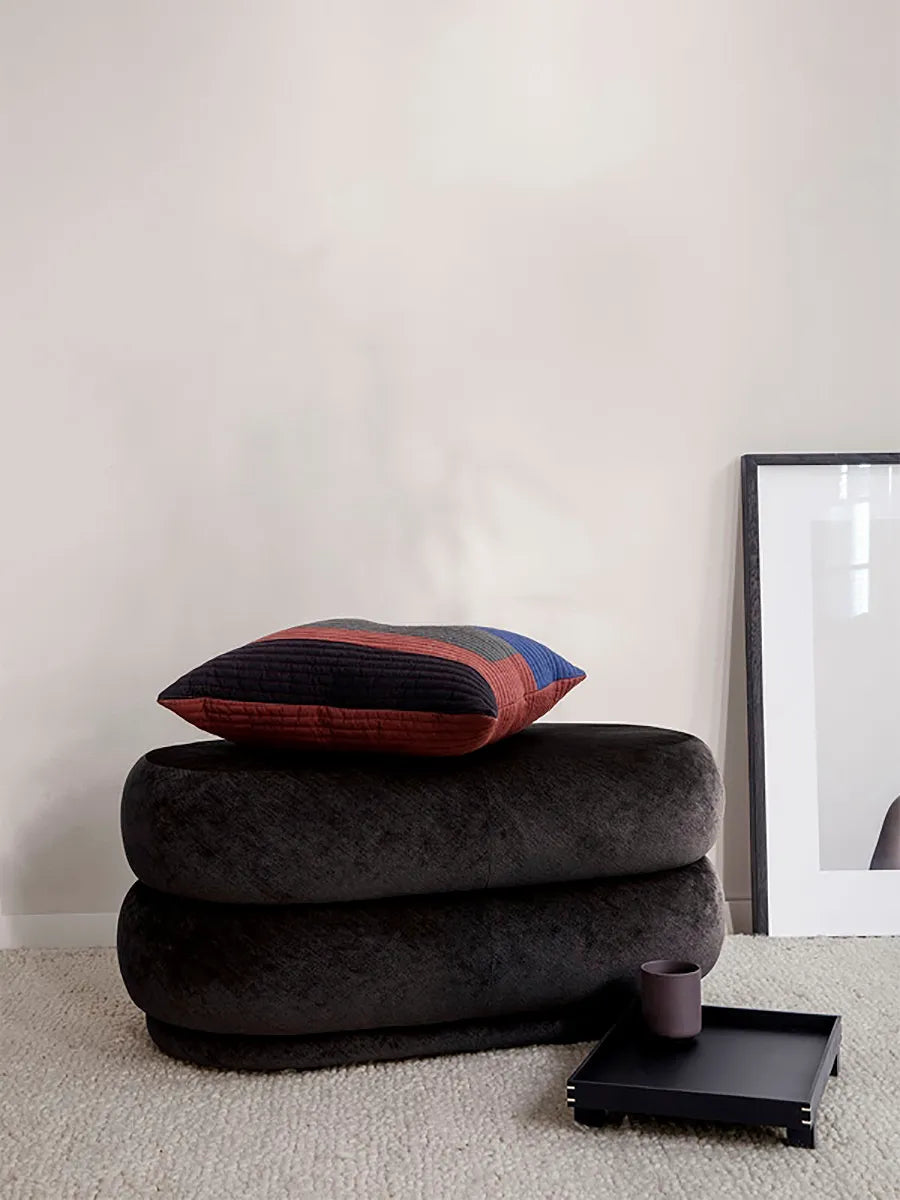 Pouf Oval, faded velvet fra Ferm Living - 4 - Jacobsen Plus