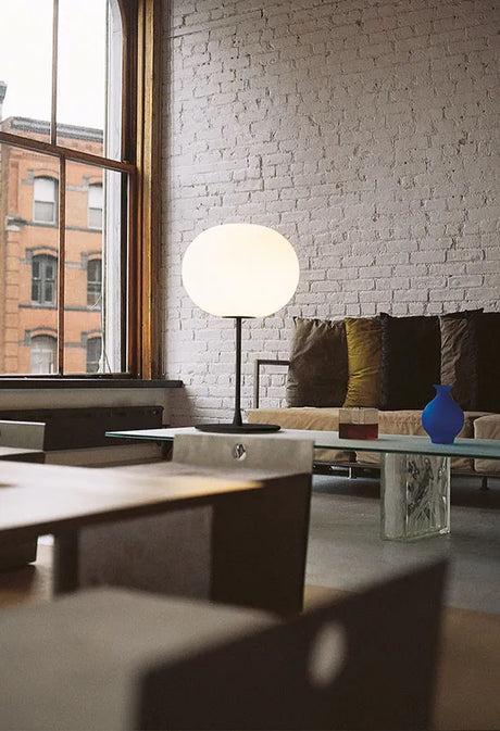 Glo-Ball T1, Black bordlampe fra Flos - 2 - Jacobsen Plus