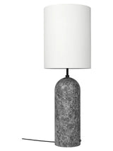 Gravity XL Floor Lamp, High fra GUBI - Hvid skærm / Grå marmor - Jacobsen Plus