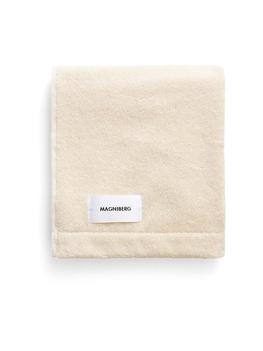 Gelato Towel, cocount white fra Magniberg