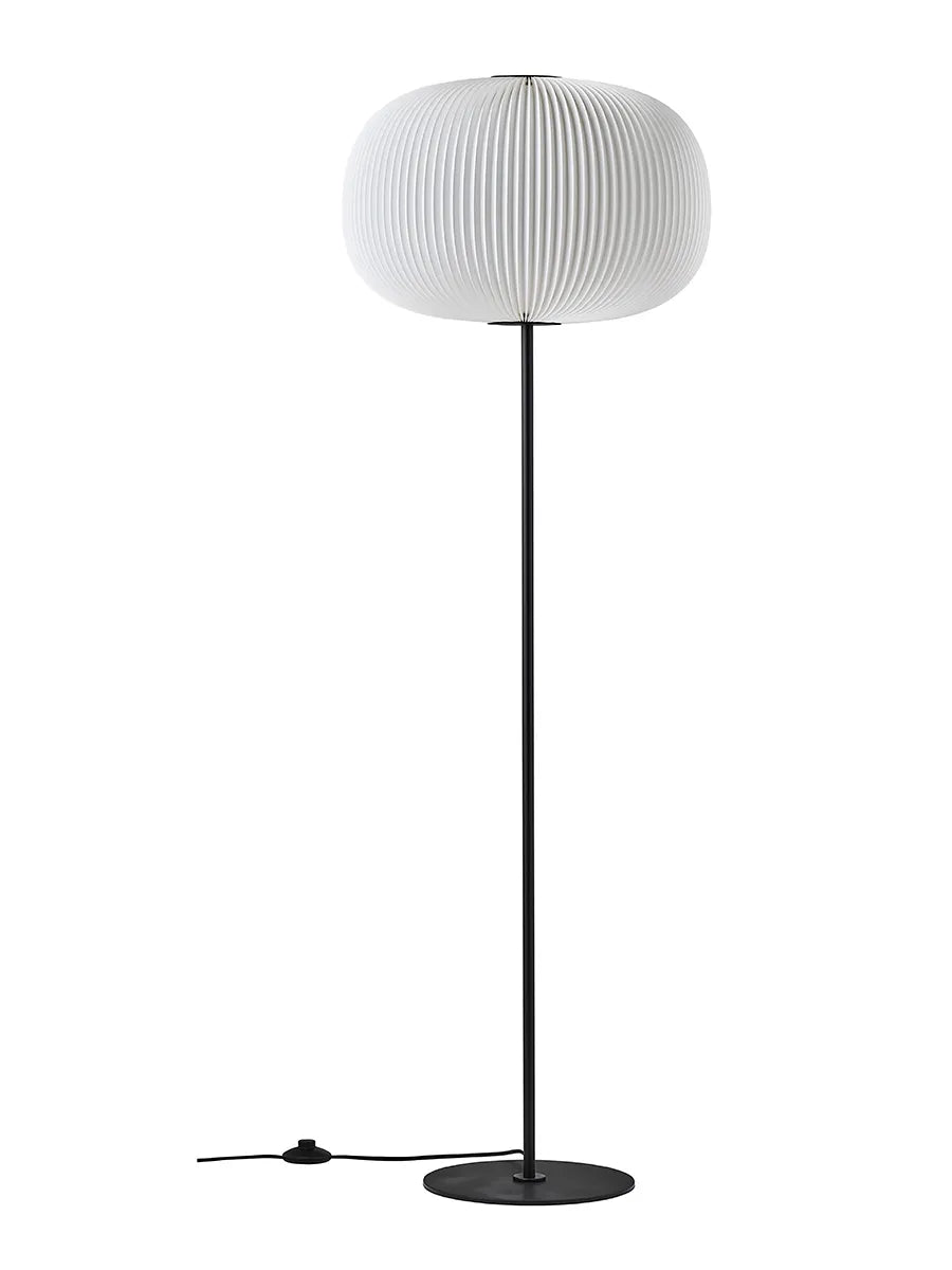 Lamella 332 Gulvlampe fra Le Klint - 2 - Jacobsen Plus