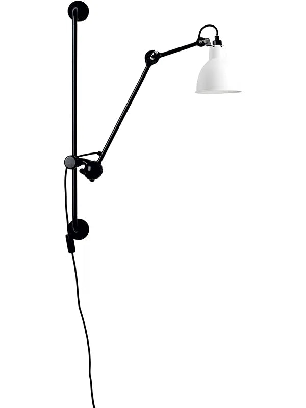 Nr. 210 væglampe fra Lampe Gras