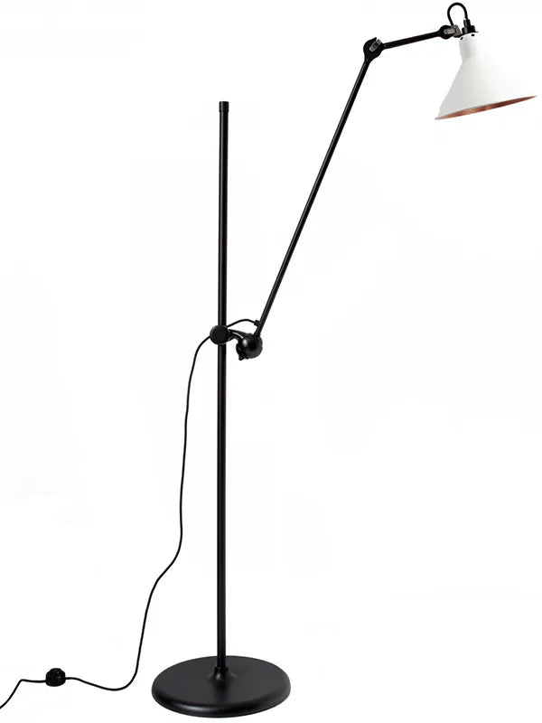 Nr. 215 gulvlampe fra Lampe Gras - Sort stel / Mathvid-kobber inderside - Jacobsen Plus