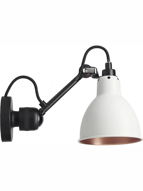Nr. 304 væglampe fra Lampe Gras - Sort stel / Mathvid-kobber inderside - Jacobsen Plus