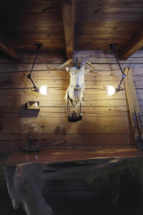 Nr. 304 L40 væglampe fra Lampe Gras - Sort stel / Sort - Jacobsen Plus