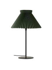334T Bordlampe, moss green fra Le Klint