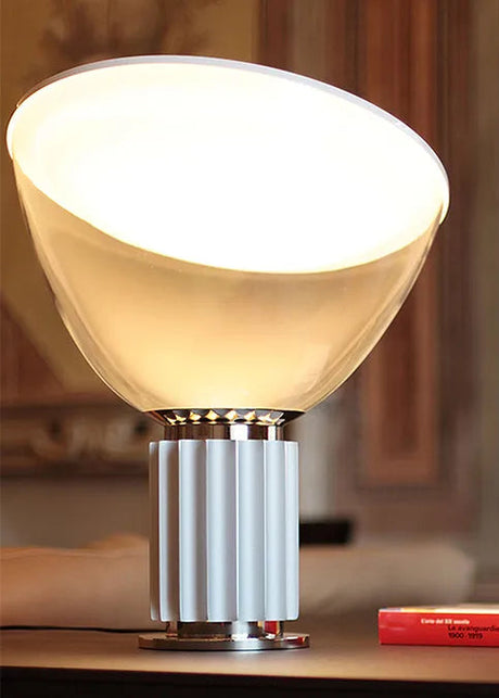 Taccia Bordlampe fra Flos - 1 - Jacobsen Plus