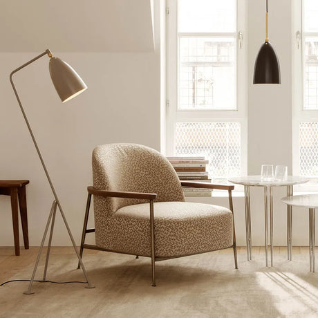 Gräshoppa pendel fra GUBI - Anthracite grey - Jacobsen Plus