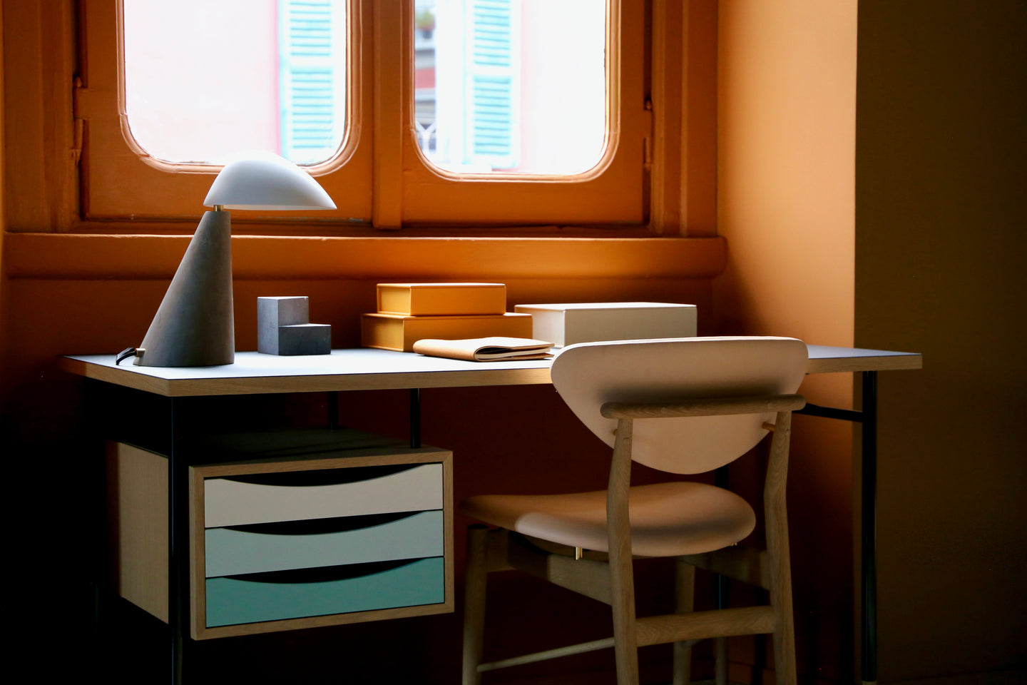 108 Chair, eg olie af Finn Juhl