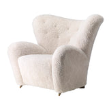 Den Trætte Mand Lænestol, Sheepskin fra Audo Copenhagen - Dark Stained Oak - Sheepskin Moonlight - Jacobsen Plus