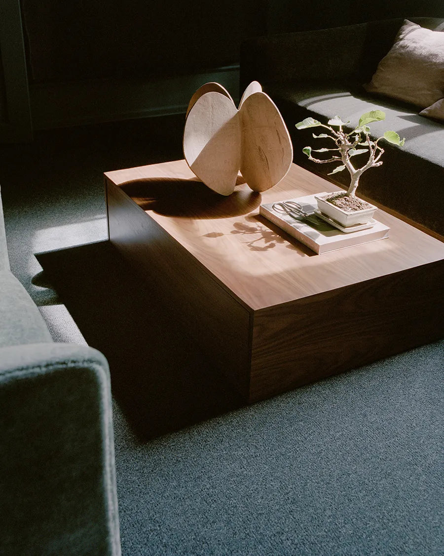 Mass Sofabord, høj m. skuffe fra New Works