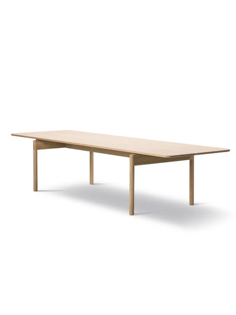 Post Spisebord 320 cm fra Fredericia Furniture - Olieret eg - Jacobsen Plus