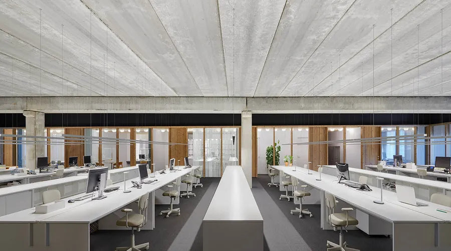 Oblique Bordlampe fra Flos