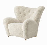 Den Trætte Mand Lænestol, Sheepskin fra Audo Copenhagen - Natural Oak - Sheepskin Off-white - Jacobsen Plus