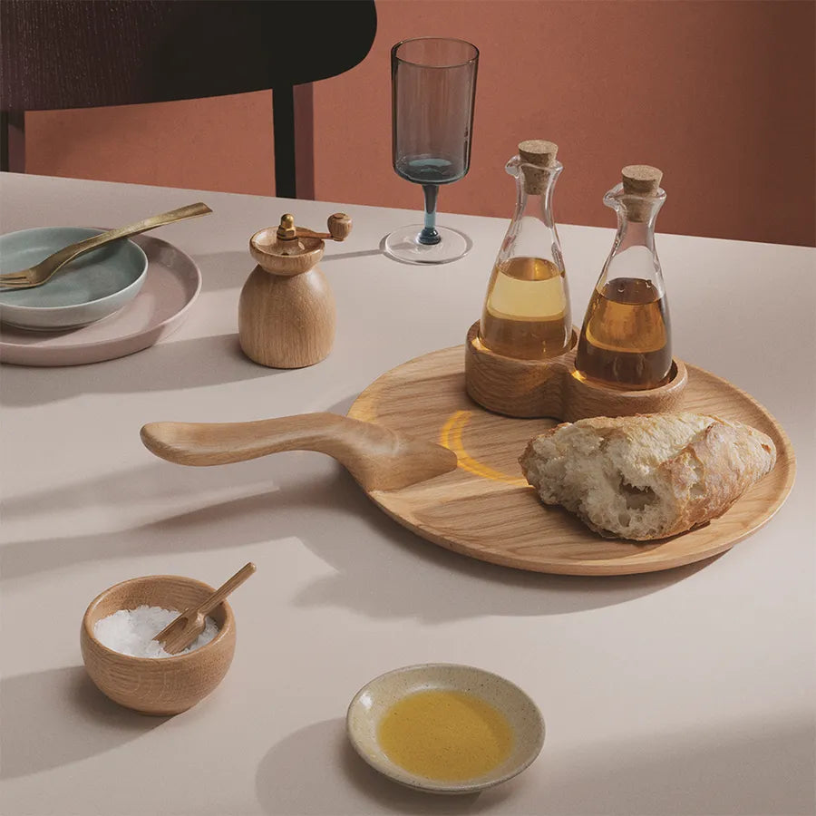 Menageri Olie - og eddikeflaske af Kay Bojesen