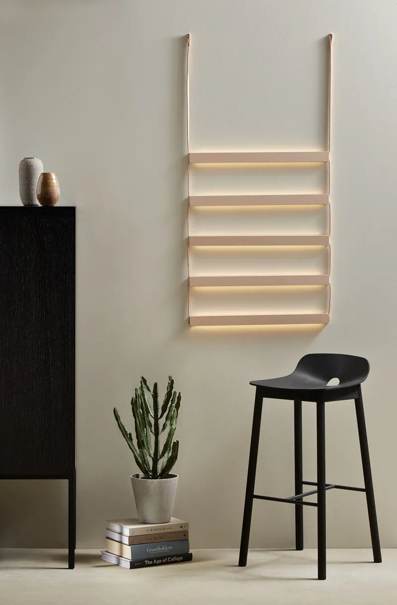 Mono Bar Stool fra Woud