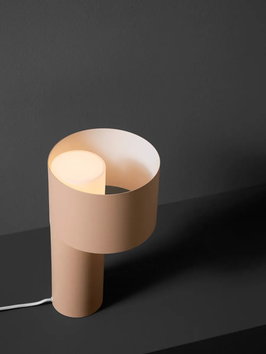Tangent Table Lamp fra Woud - 6 - Jacobsen Plus