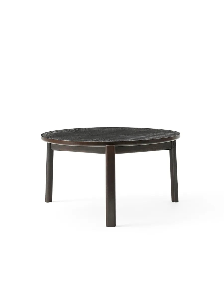 Passage Lounge Table, Ø70 cm fra Audo Copenhagen - Dark Lacquered Oak - Jacobsen Plus