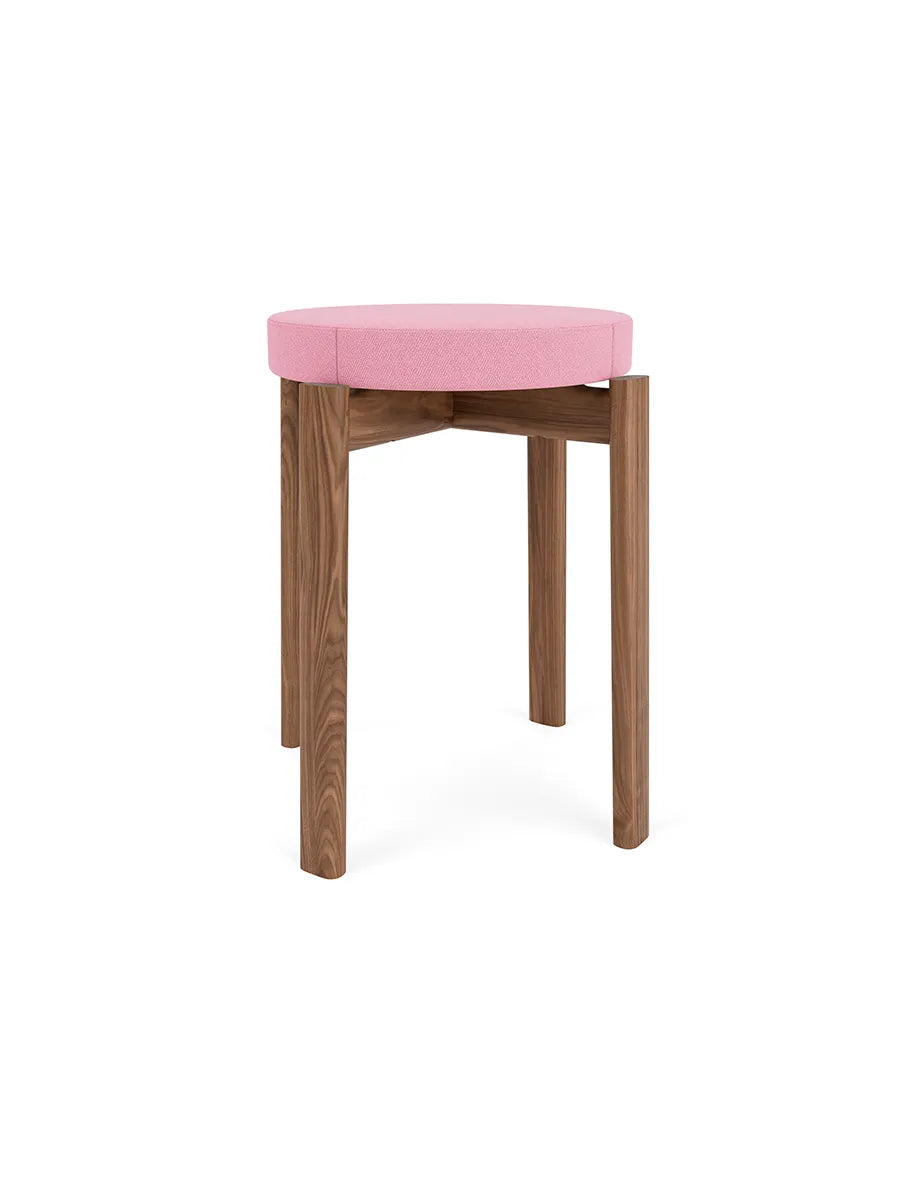 Passage Stool, upholstered fra Audo Copenhagen - 11 - Jacobsen Plus