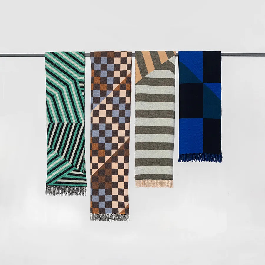 Patch Plaid, white/deer/onyx fra raawii - 9 - Jacobsen Plus