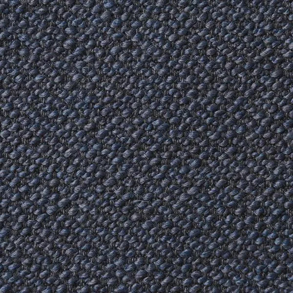 Charlottenborg Lænestol af Arne Jacobsen - A635 Youtoo - Dark Blue - Jacobsen Plus