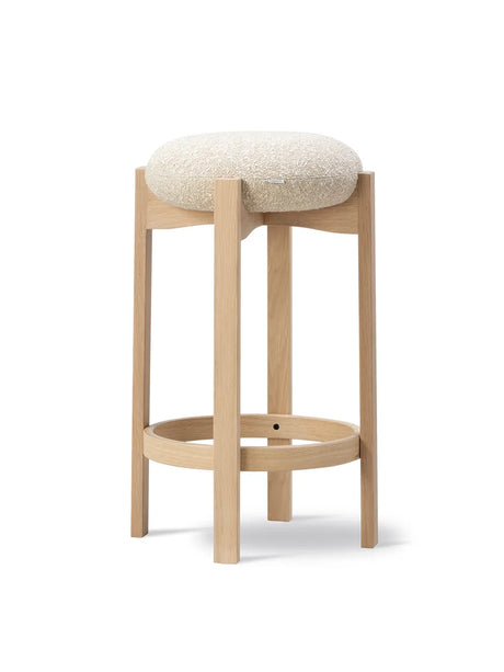 Pioneer Bar Stool, lacquered oak/zero 0001 fra Fredericia Furniture - 1 - Jacobsen Plus