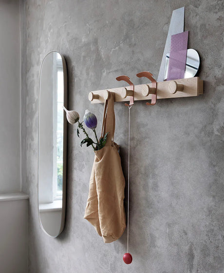 Avail Coat Rack fra Muuto - Oak - Copper brown - Jacobsen Plus
