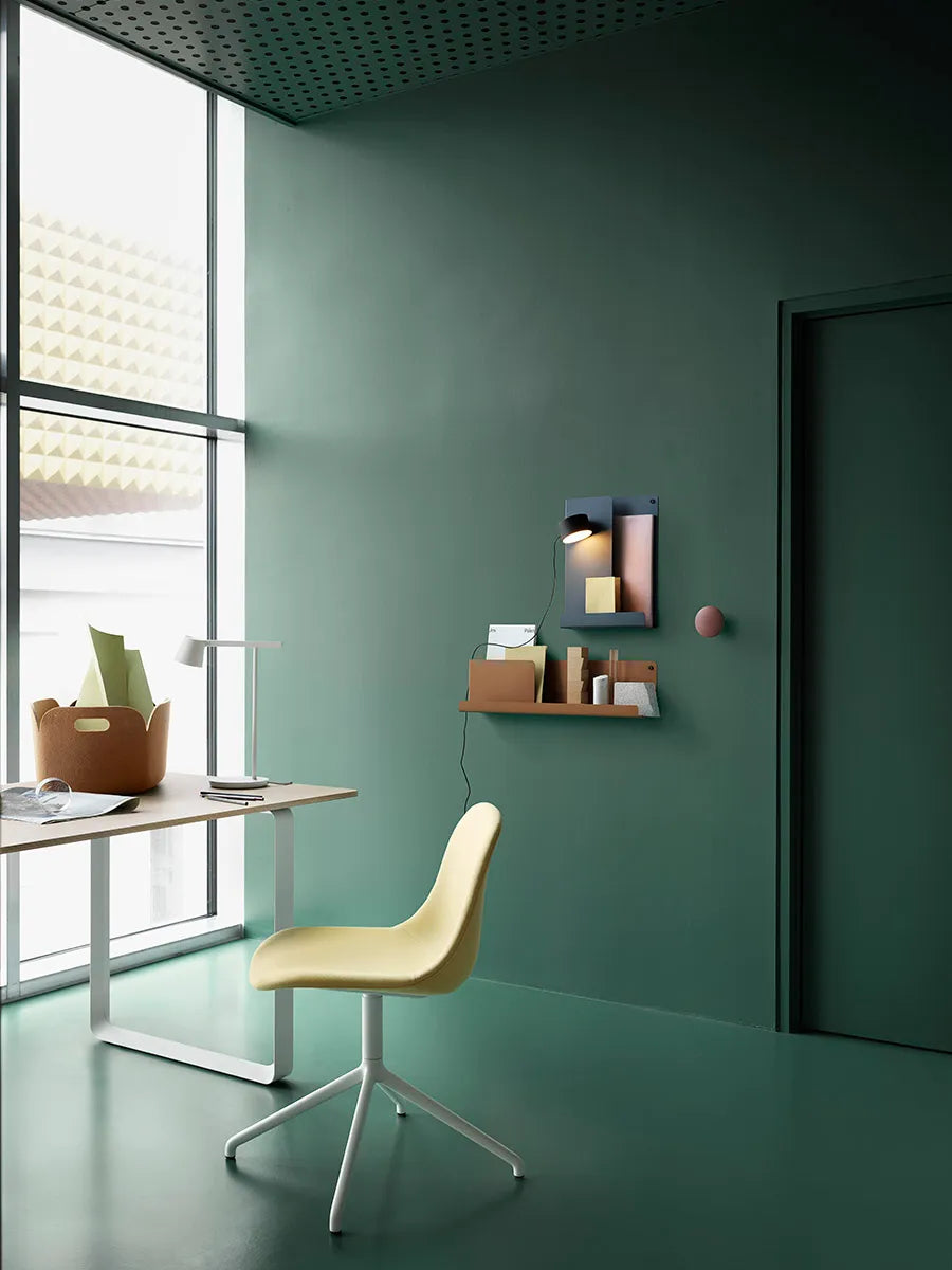 Post Wall Lamp fra Muuto - 4 - Jacobsen Plus