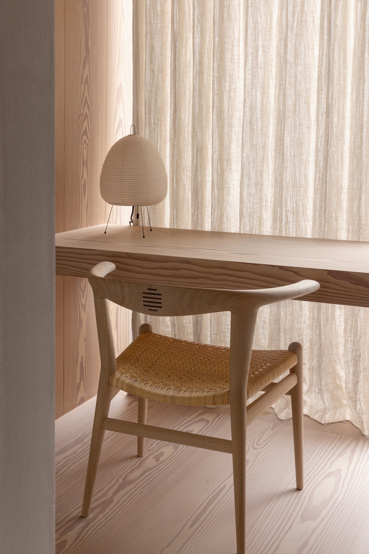 PP518 Tyrestol m. polstret sæde af Hans J. Wegner