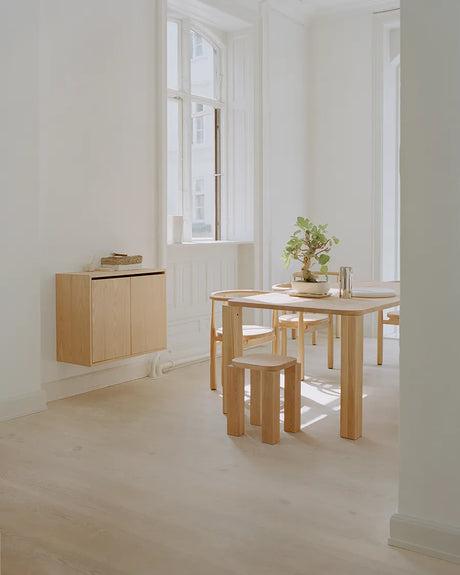 Cabinet Tall w. Doors fra New Works - Valnød - Jacobsen Plus