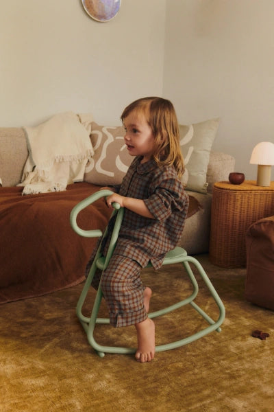 Lussi Rocking Horse – skulpturel gyngehest fra Ferm Living - Rose - Jacobsen Plus