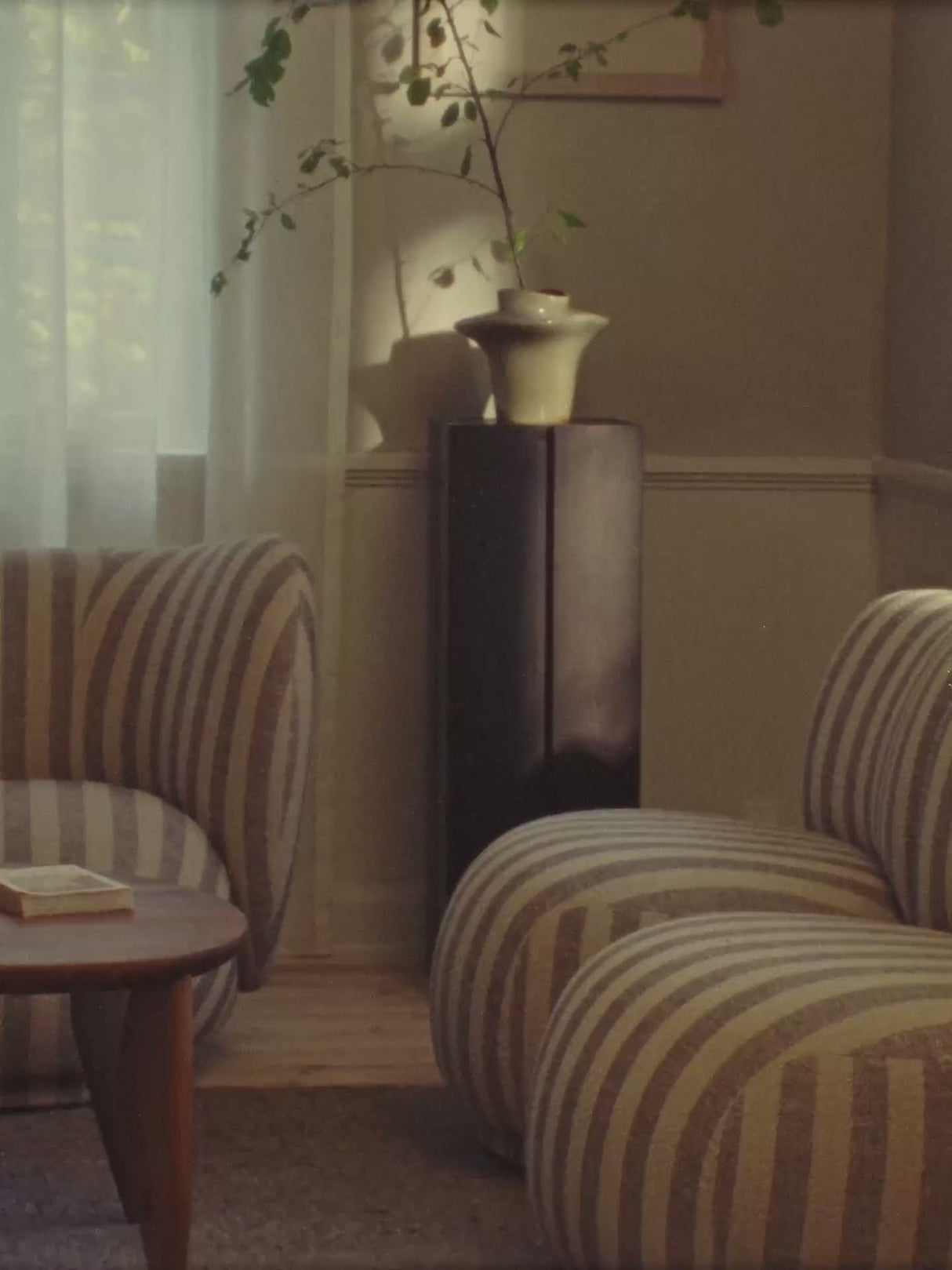 Parcel Pedestal fra Ferm Living - 2 - Jacobsen Plus