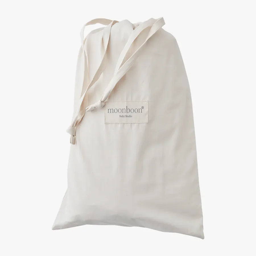 Kapok dyne, nyfødt fra Moonboon