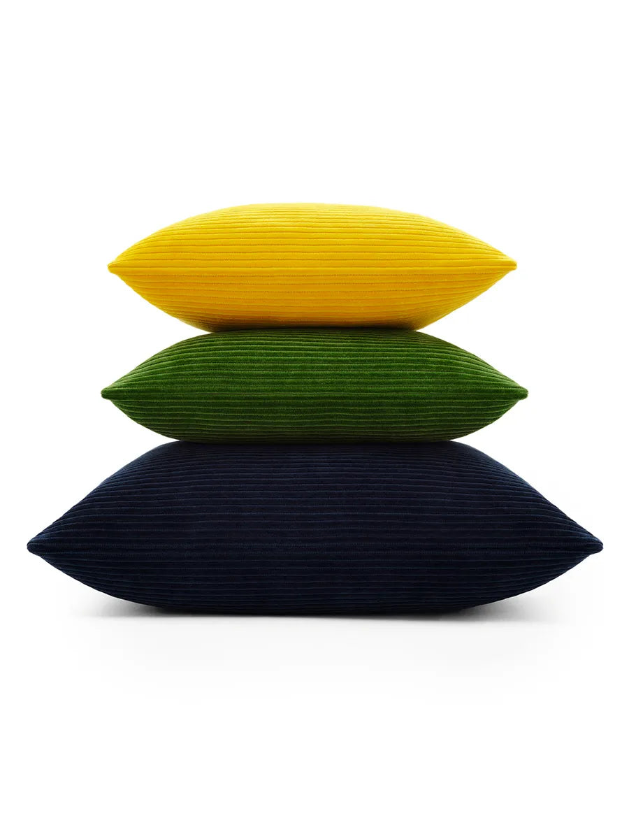 Phlox Cushion i gul, 45 x 45 cm fra Kvadrat - 2 - Jacobsen Plus